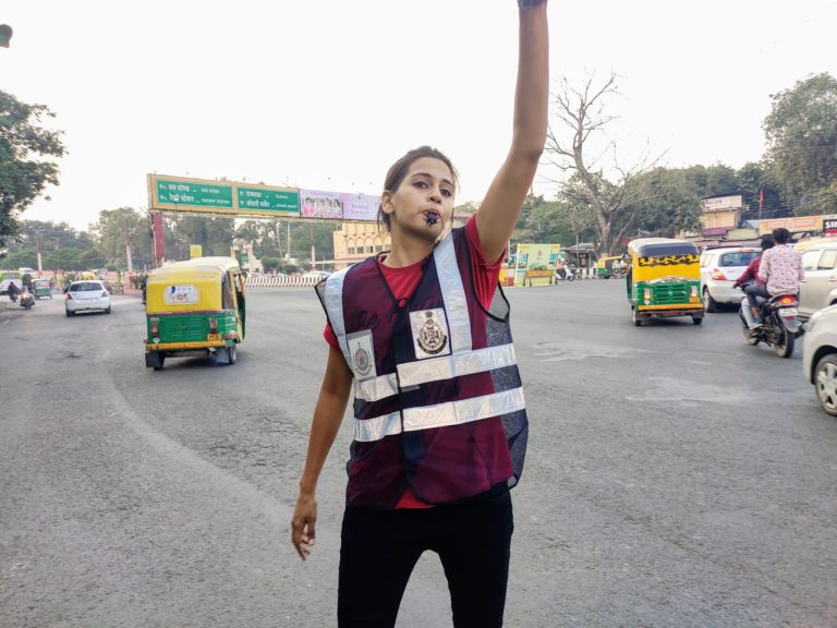 After Dancing Cop, Indore sees Dancing Traffic Girl - The New Sensation of India.