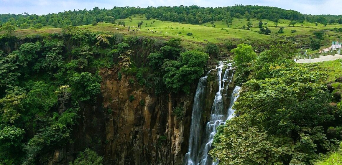 Think Twice Before Your Monsoon Getaway: Entry Banned at 17 Popular Picnic Spots Around Indore