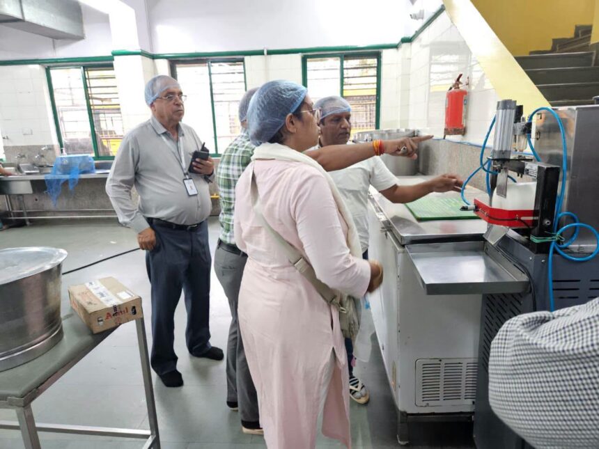 Shishukunj Premium Fees, But What About Children’s Food? When a School Kitchen Becomes a Question of Trust