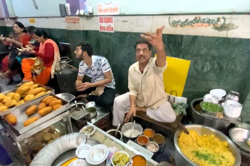 Joshi Dahi Vada Indore